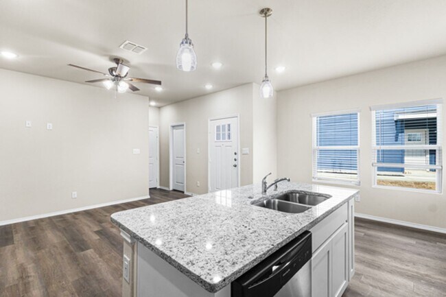 158 Sai Mnr in Shavano Park, TX - Building Photo - Building Photo