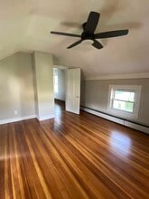 18 Emerald Pl in Easthampton, MA - Building Photo - Building Photo