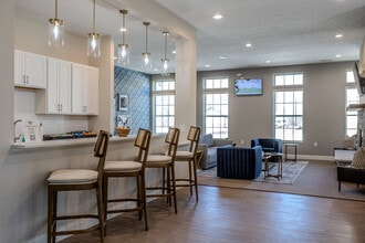 Thornton Hall in Reynoldsburg, OH - Foto de edificio - Interior Photo