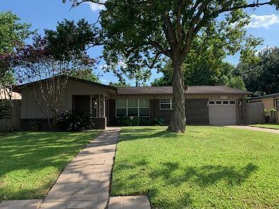 6805 Langdon Ln in Houston, TX - Building Photo