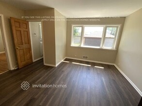 1541 Boeger Ave in Westchester, IL - Building Photo - Building Photo