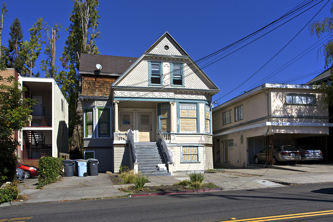 2243-2245 Ashby Ave in Berkeley, CA - Building Photo - Building Photo