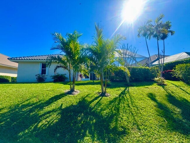 7686 La Corniche Cir in Boca Raton, FL - Building Photo - Building Photo