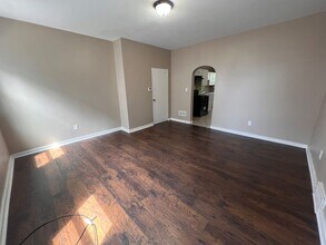 1104 Brabec St in Pittsburgh, PA - Building Photo - Building Photo