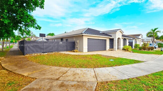 3796 SW 148th Ct in Miami, FL - Building Photo - Building Photo