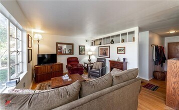 2603 W Cavett Dr in Shreveport, LA - Building Photo - Building Photo