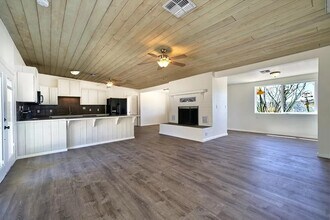 48819 Bird of Paradise in Morongo Valley, CA - Building Photo - Building Photo