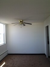 7345 S South Shore Dr in Chicago, IL - Building Photo - Building Photo