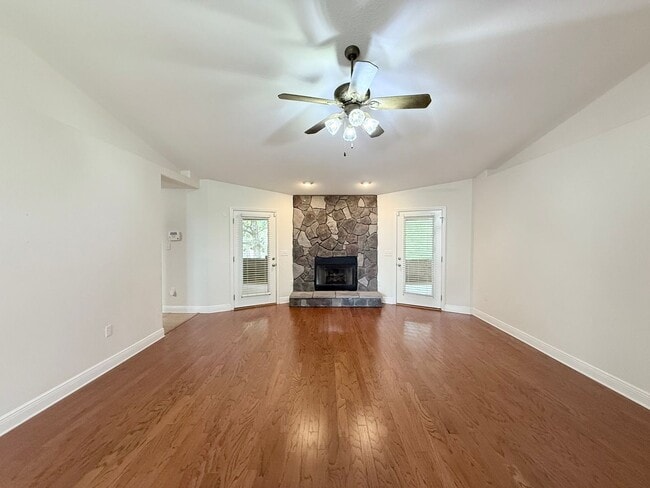 5431 Munson Hwy in Milton, FL - Building Photo - Building Photo