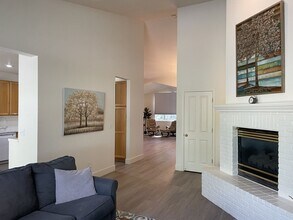 4451 Lynnfield Way in Reno, NV - Building Photo - Building Photo