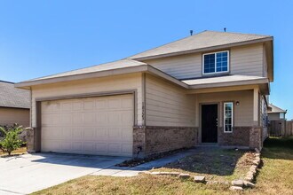10323 Leafy Autumn Path in Houston, TX - Building Photo - Building Photo