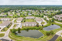 Wyndridge Nominee Apartments in New Berlin, WI - Foto de edificio - Building Photo