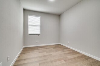 907 Hazel Dr in Lavon, TX - Building Photo - Building Photo