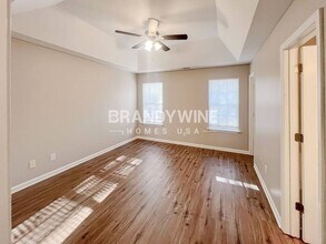 4932 Sunny Ridge Ct in Flowery Branch, GA - Foto de edificio - Building Photo