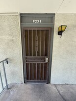 1620 N Wilmot Rd in Tucson, AZ - Building Photo