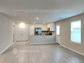 7319 Avila Vis in San Antonio, TX - Building Photo - Building Photo