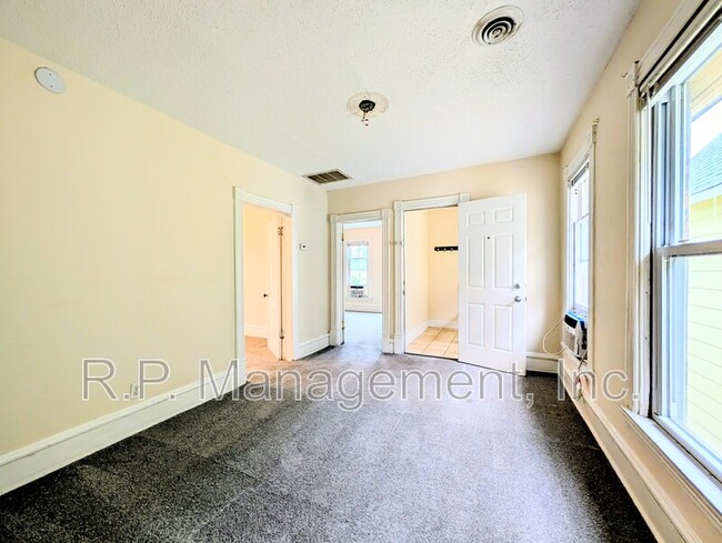 340 16th Ave NE in Minneapolis, MN - Building Photo - Building Photo