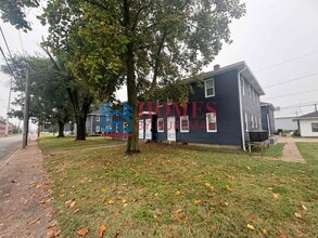 2033 W Columbia St in Evansville, IN - Building Photo - Building Photo