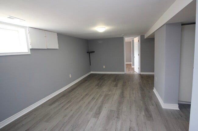 64 Bunting Rd in St Catharines, ON - Building Photo - Building Photo