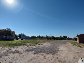 606 N 6th St in Carlsbad, NM - Building Photo - Building Photo