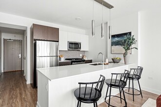 1304 S Michigan Ave in Chicago, IL - Building Photo - Building Photo