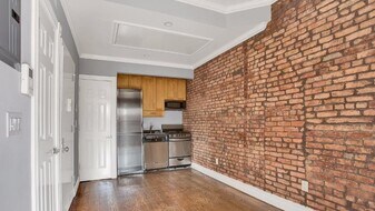 521 E 5th St, Unit 1B in New York, NY - Building Photo
