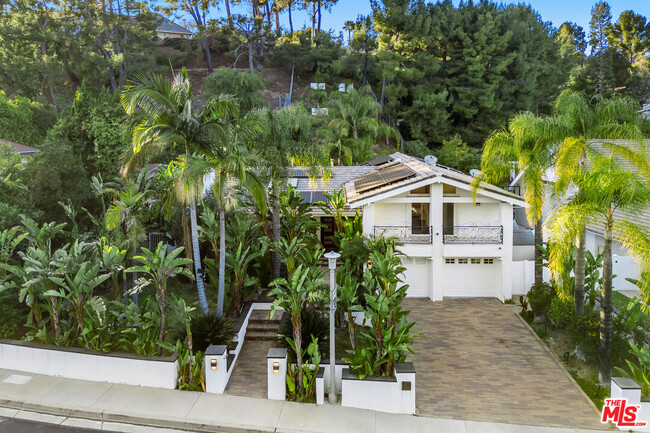 property at 19715 Greenbriar Dr