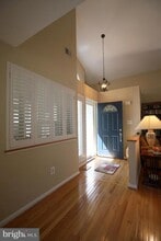 7534 Cross Gate Ln in Alexandria, VA - Building Photo - Building Photo