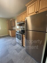 1318 Amundsen Ave in Peterborough, ON - Building Photo - Building Photo