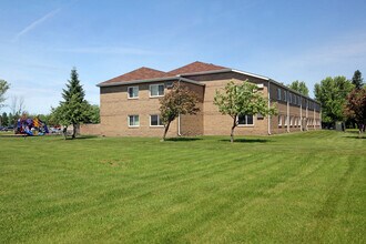 Westside Manor in Baudette, MN - Building Photo - Building Photo