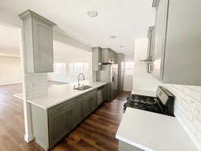 8015 Grove St in Los Angeles, CA - Building Photo - Building Photo