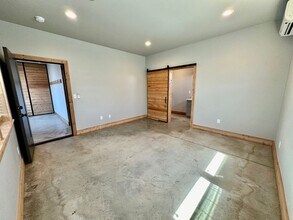 121 E 26th Ave in Ellensburg, WA - Building Photo - Building Photo