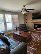 711 Indigo Ave in Cayce, SC - Building Photo - Building Photo