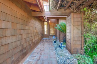 1154 Fairford Way in San Jose, CA - Foto de edificio - Building Photo
