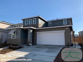 2344 Explorador Dr in Merced, CA - Building Photo