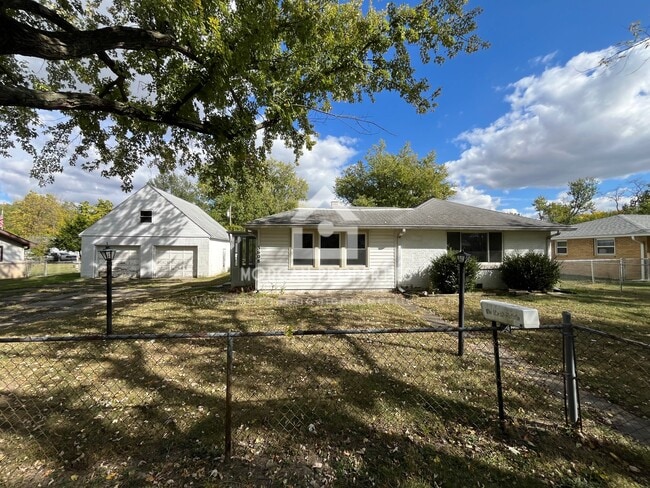 property at 3608 Burton Pl