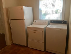 24 Prancer Ave in Greenville, SC - Building Photo - Building Photo