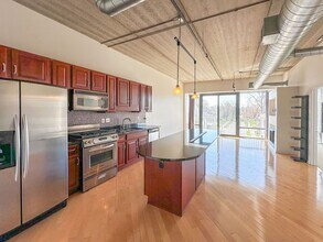 101 Curry Ave in Royal Oak, MI - Building Photo - Building Photo