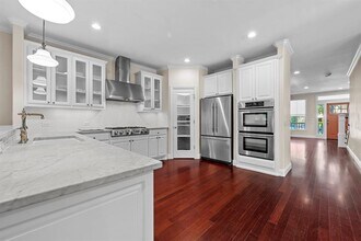 4513 Avenue F in Austin, TX - Building Photo - Building Photo