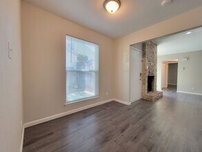 907 Bird Creek Dr in Austin, TX - Building Photo - Building Photo