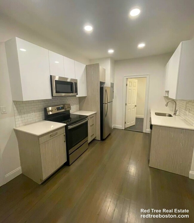 property at 31 Temple St