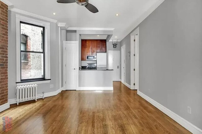 248 Mott St