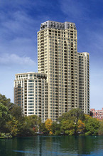 Lincoln Park 2550 in Chicago, IL - Building Photo - Building Photo