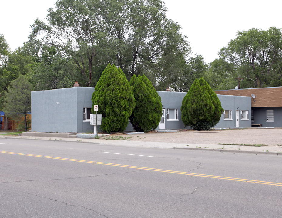 2700 Lake Ave in Pueblo, CO - Building Photo