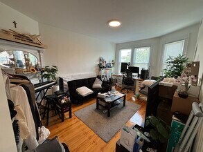 1423 Cambridge St, Unit 1427-6 in Cambridge, MA - Building Photo - Building Photo