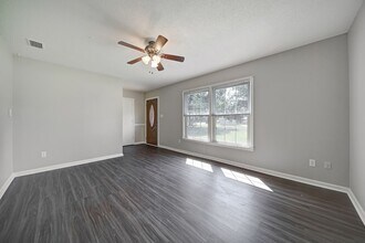 6313 Clearwater Dr in Indian Trail, NC - Building Photo - Building Photo