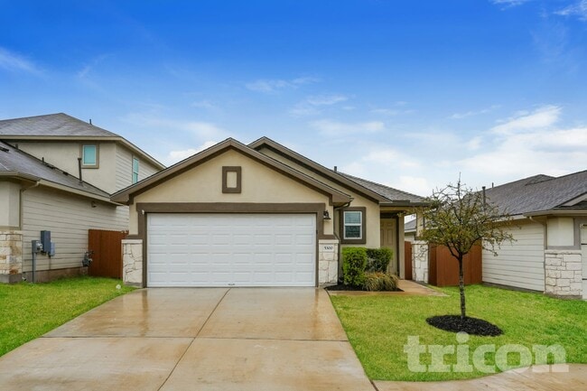 5300 Saddle Clb Dr in Georgetown, TX - Foto de edificio - Building Photo