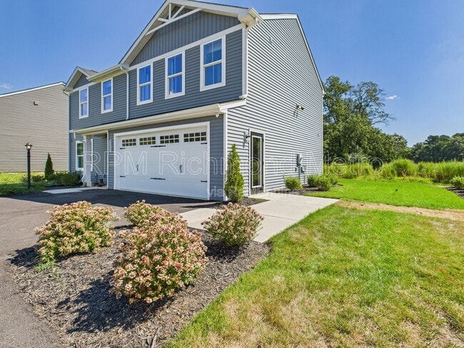 2943 Travis Ln in Petersburg, VA - Building Photo - Building Photo