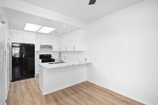 53 Anil in Rancho Santa Margarita, CA - Building Photo