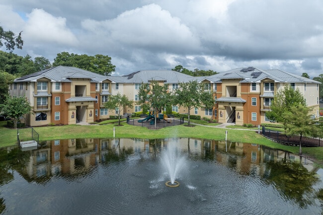 Goldenrod Pointe in Winter Park, FL - Building Photo - Building Photo
